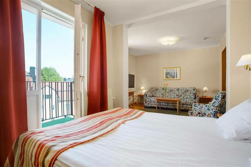 Best Western Hotel Esplanade Västerås Buitenkant foto